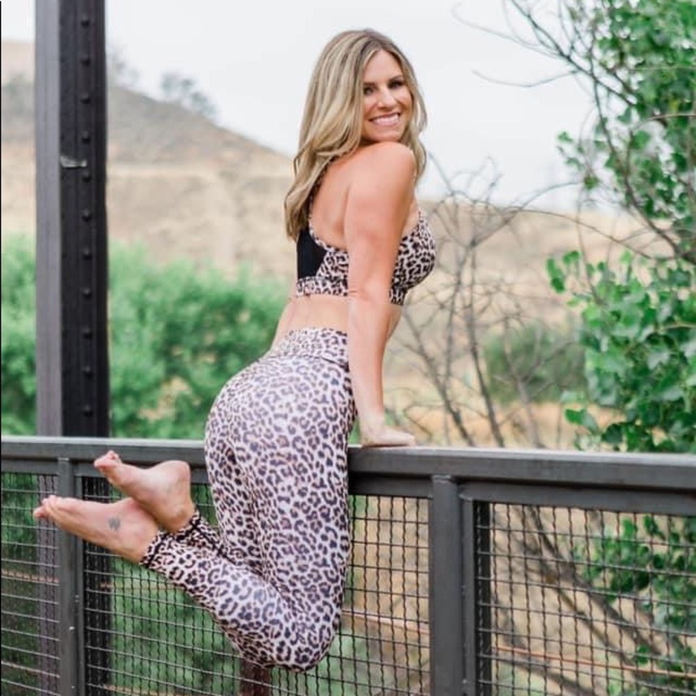 Zyia Active Leopard Brilliant Scrunchy What